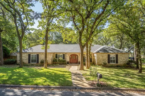 Grapevine, TX 76051,3331 Marsh Lane