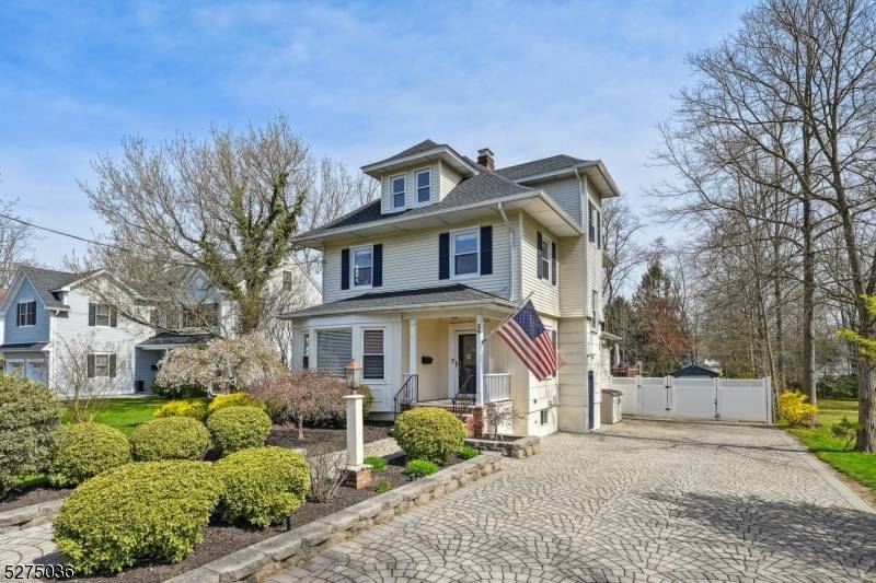 24 Dean St, Madison Boro, NJ 07940