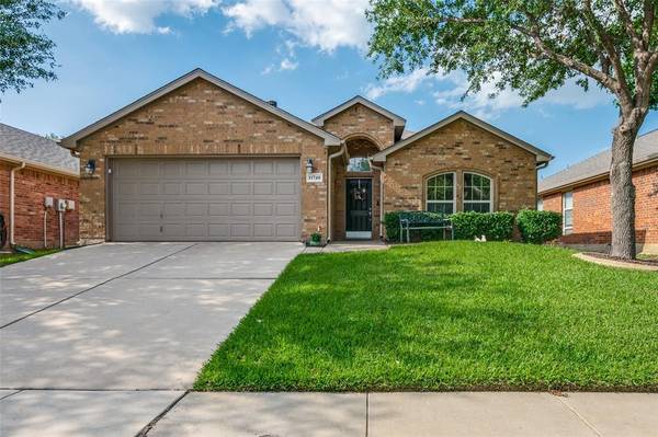 11740 Kenny Drive, Fort Worth, TX 76244