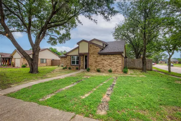 Mesquite, TX 75150,526 Feathercrest Lane