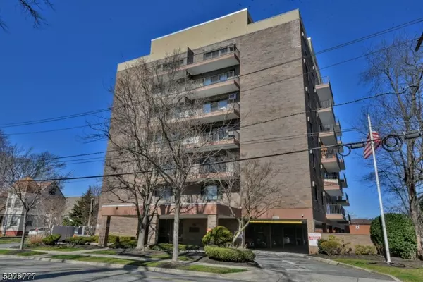 Hackensack City, NJ 07601,140 Euclid Ave, Unit 3A #3A