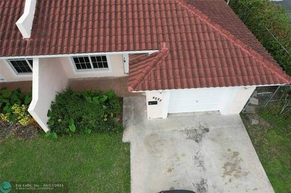 Coral Springs, FL 33065,4222 Woodside Dr