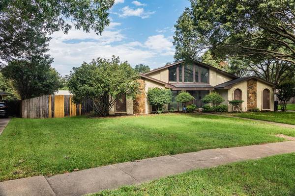 213 Hockaday Avenue, Garland, TX 75043