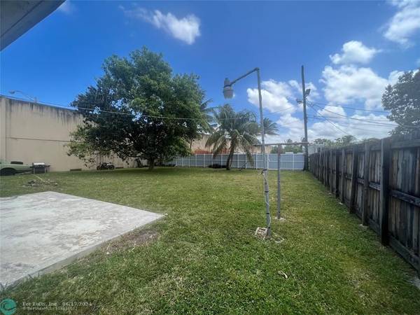 Miami, FL 33169,650 NW 153rd St