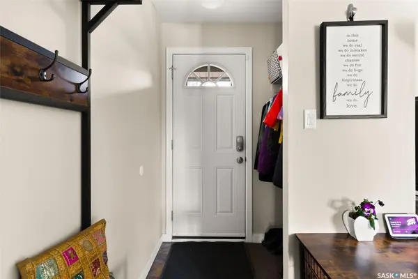 2633 Park STREET, Regina, SK S4N 2H3