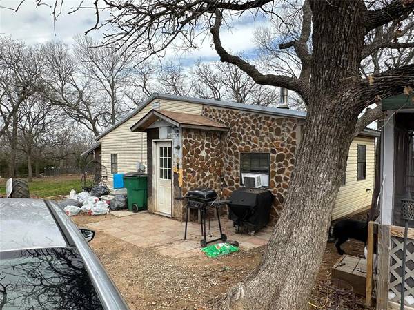 467 A HCR 2128,  Whitney,  TX 76692