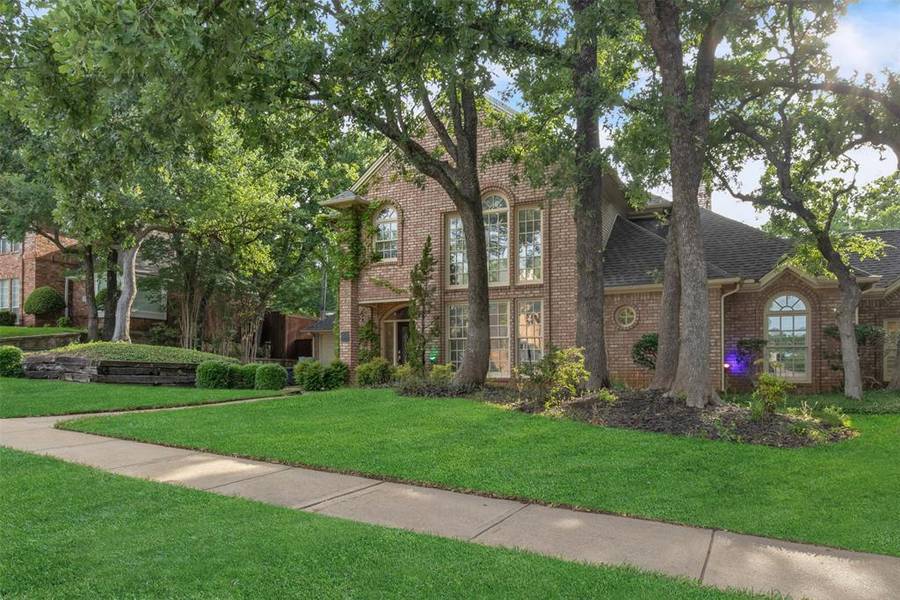 3816 Shady Meadow, Grapevine, TX 76051