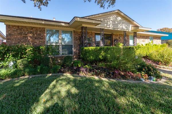 3325 Burning Tree Lane, Garland, TX 75042