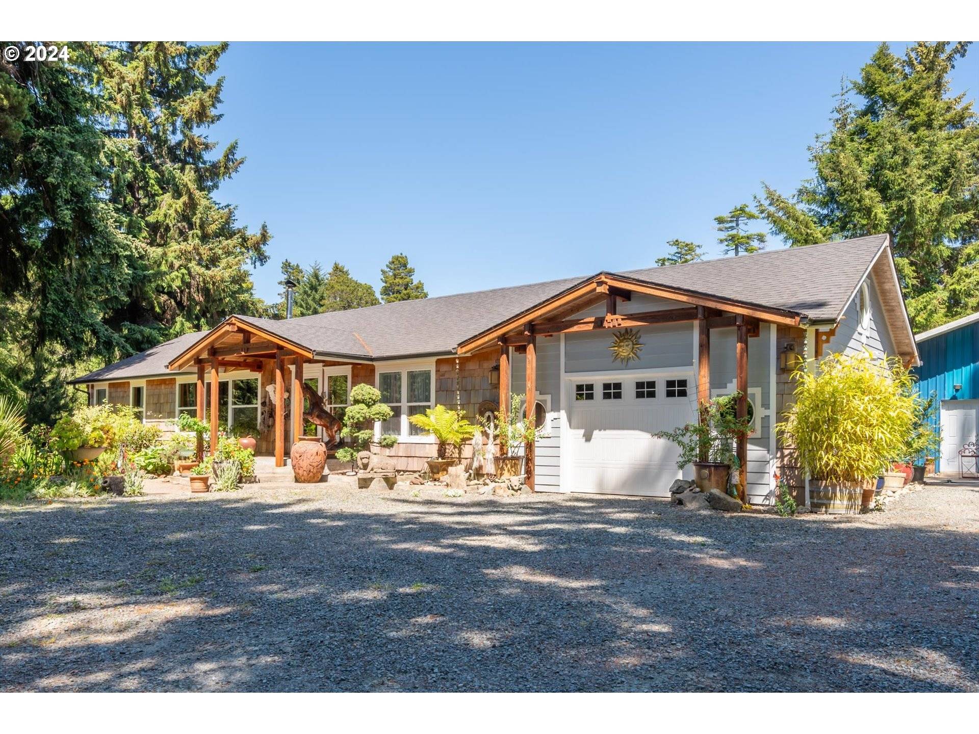 48611 HIGHWAY 101, Bandon, OR 97411