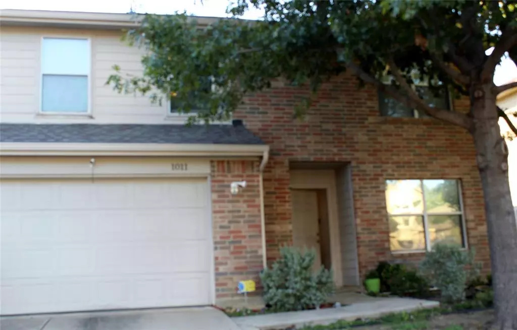 Dallas, TX 75051,1011 Condor Drive