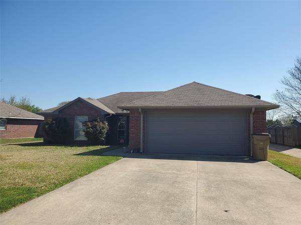 11309 Twin Spires Drive, Flint, TX 75762