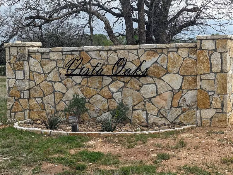 2124 Lacee Court, Granbury, TX 76048