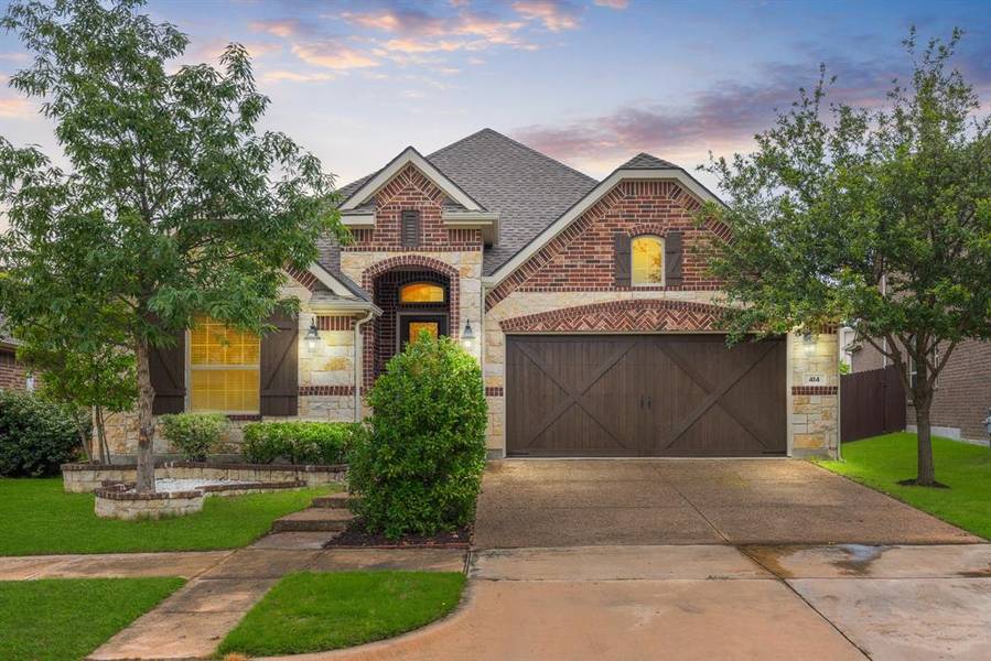 414 Dominion Drive, Euless, TX 76039