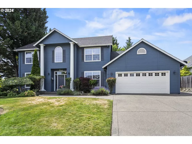 2442 FOX RUN DR, Medford, OR 97504