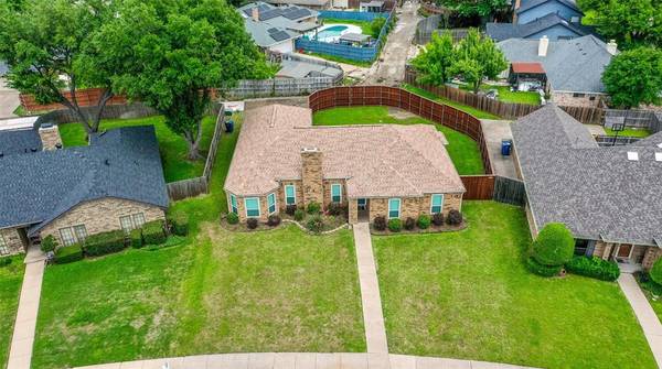 205 Pebblecreek Drive, Garland, TX 75040