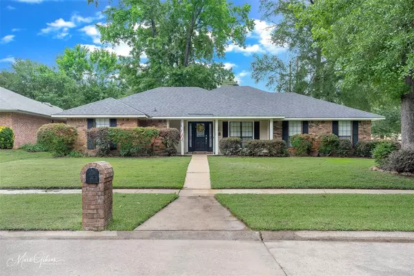 9339 Lytham Drive,  Shreveport,  LA 71129