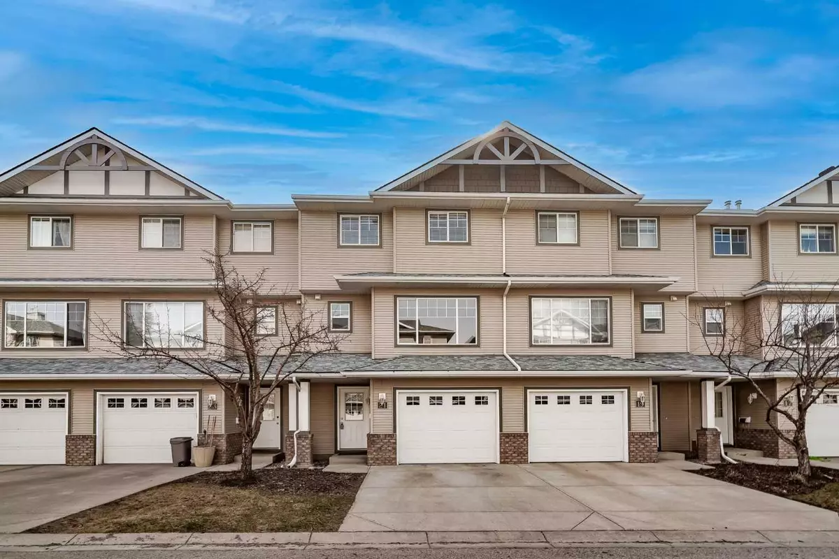 Okotoks, AB T1S 2B3,21 Crystal Shores CV