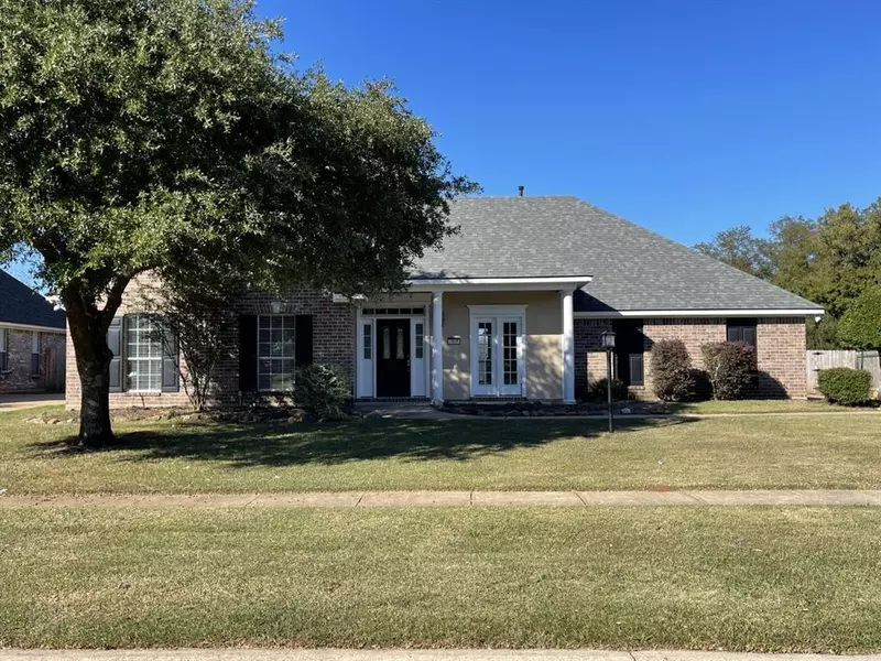 2049 Bayou Bend Drive, Bossier City, LA 71111