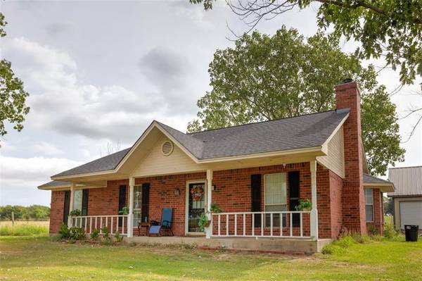 13237 Strittmatter Road, Pilot Point, TX 76258