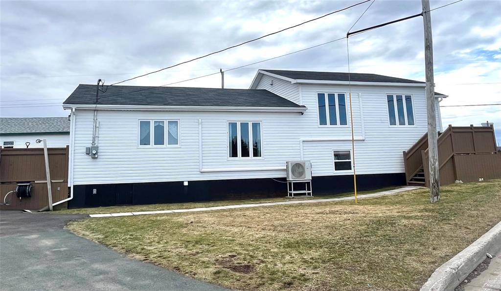 2 Old Road, Grand Bank, NL A0E1W0