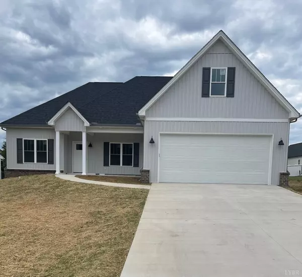 1098 New Market Loop, Forest, VA 24551