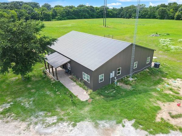 2385 Rs County Road 3150, Emory, TX 75440