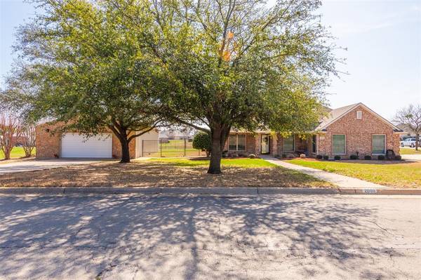 2000 Running Brook Drive, Joshua, TX 76058