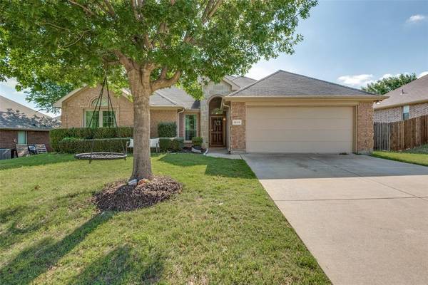 1610 Melanie Trail, Midlothian, TX 76065