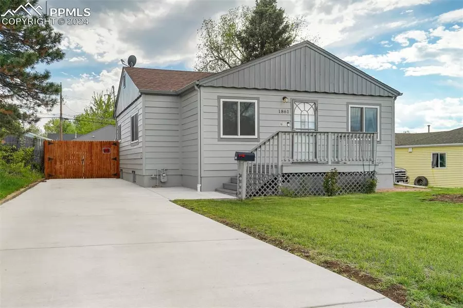 1861 S Julian ST, Denver, CO 80219