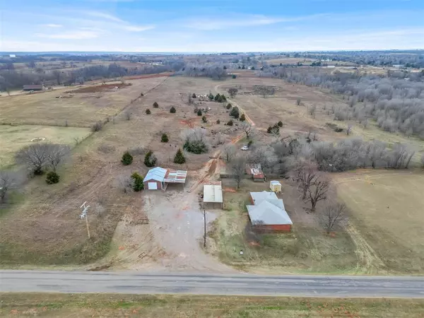 392 E H Avenue, Alex, OK 73002