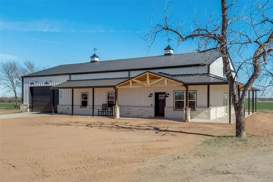 650 Sedalia Road, Van Alstyne, TX 75495