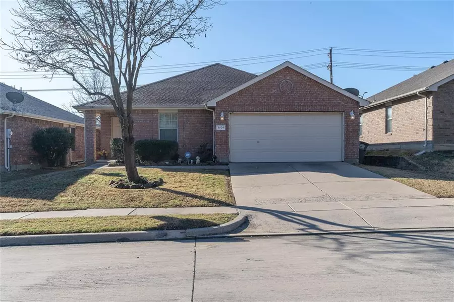 1424 Sun Breeze Drive, Little Elm, TX 75068