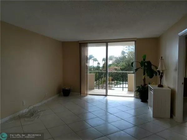 Pompano Beach, FL 33062,2000 S Ocean Blvd  #2F