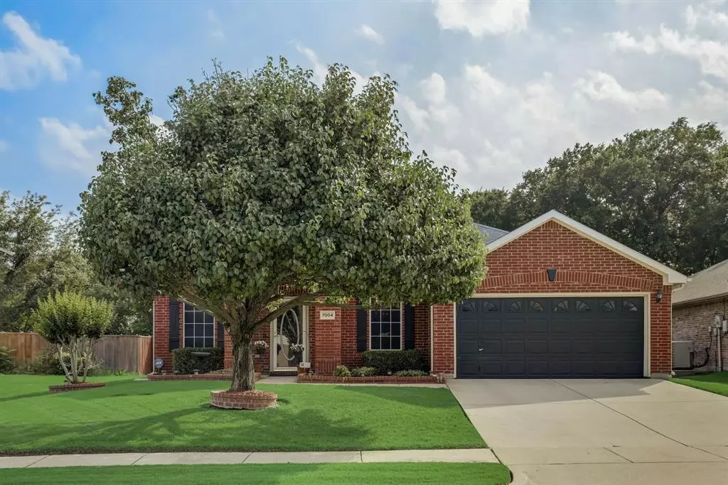 Arlington, TX 76002,7004 Montego Court