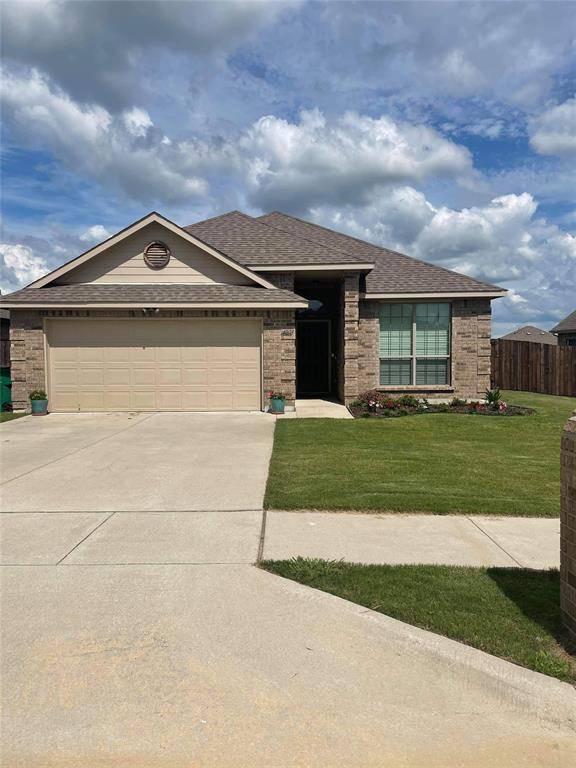 4021 Wagon Wheel Drive, Sanger, TX 76266