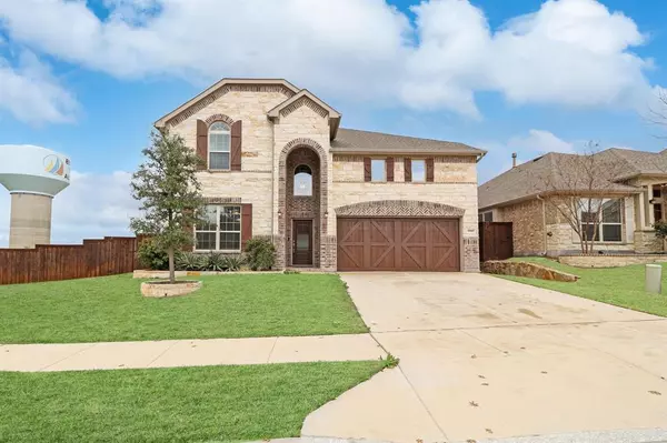 5501 Annie Creek Road, Fort Worth, TX 76126