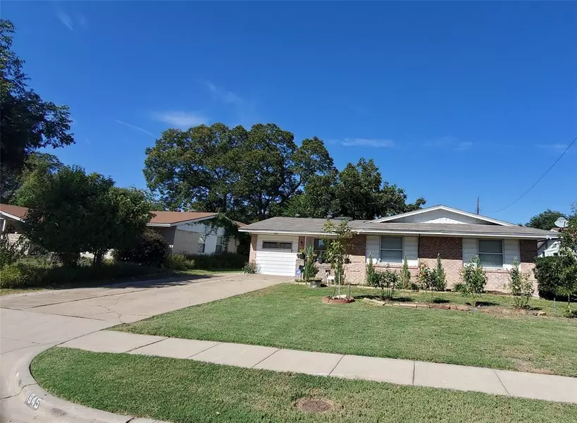 1845 Burning Tree Lane, Carrollton, TX 75006