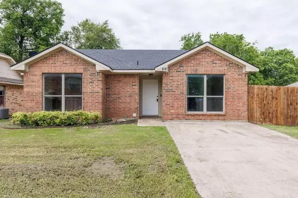 Garrett, TX 75119,441 Pecan Hollow