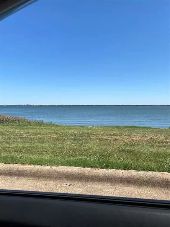 Garland, TX 75043,5813 Lake Hubbard Parkway #404