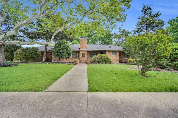 802 W Main Street, Waxahachie, TX 75165