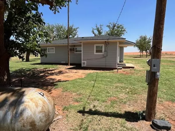 Rotan, TX 79546,725 County Road 314