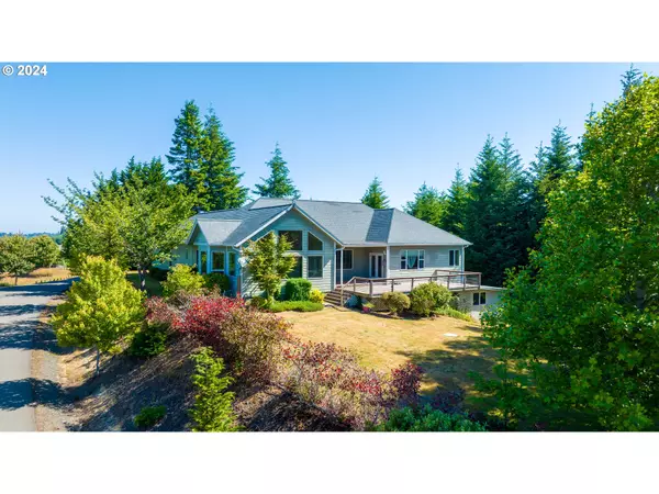 61933 DOUBLE EAGLE RD, Coos Bay, OR 97420