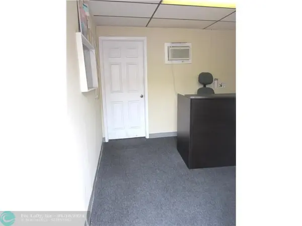 Miami, FL 33166,8255 NW 64TH ST #59