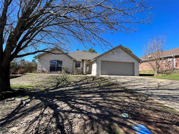 107 Dogwood Circle,  Daingerfield,  TX 75638