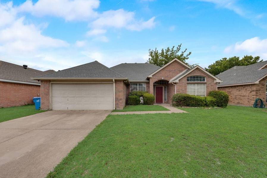 2611 Dandelion Lane, Rowlett, TX 75089