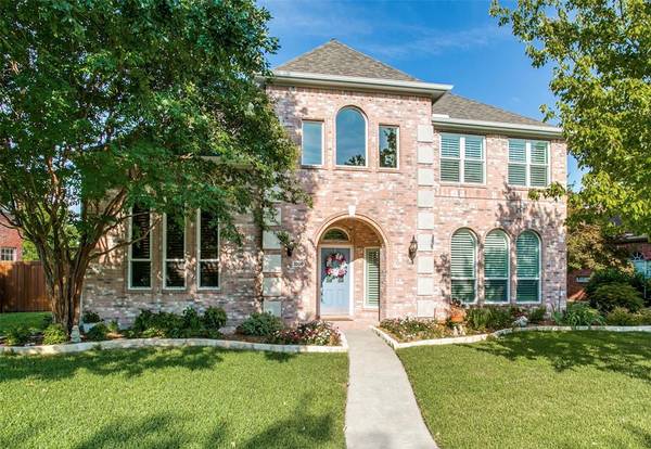 3209 Abingdon Drive, Richardson, TX 75082