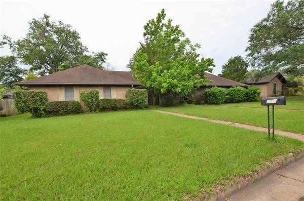 314 Top Hill Drive, Tyler, TX 75703