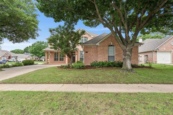 3107 Olen Court,  Arlington,  TX 76001