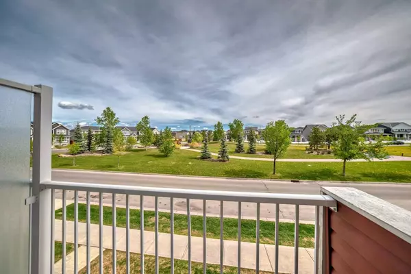 Calgary, AB T3N 0M8,113 Redstone CIR NE