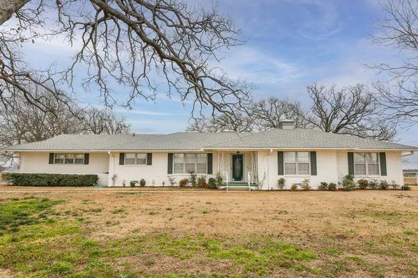 1909 Vz County Road 2316, Canton, TX 75103